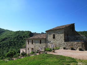 Casa nella natura a Pergola