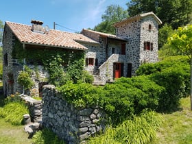 Maison nature à Darbres