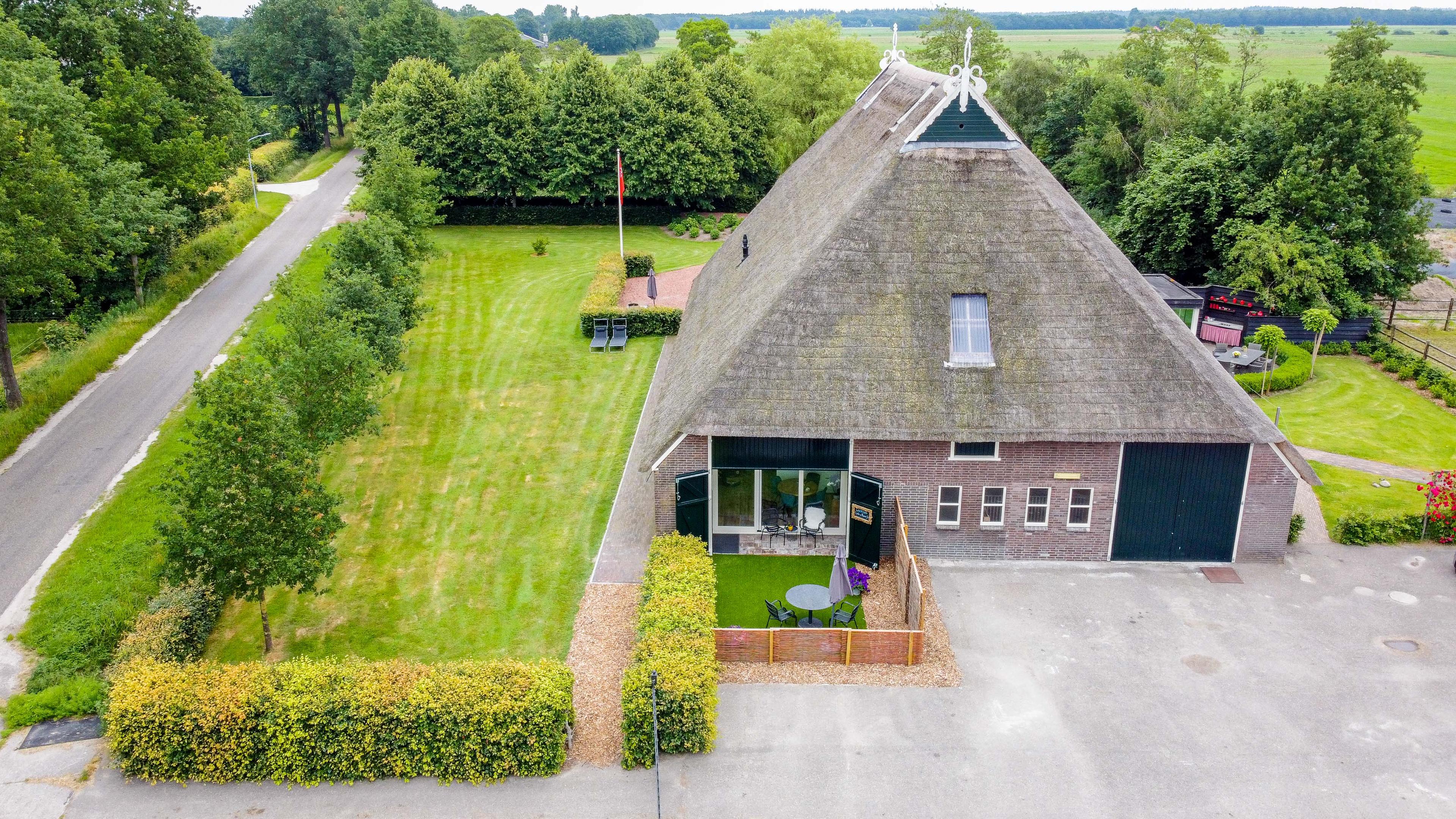 Maison nature à Een