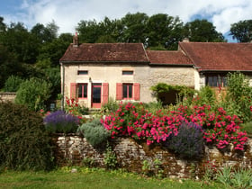 Naturhäuschen in Sainte Colombe-en-Auxois