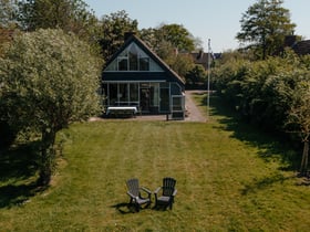 Naturhäuschen in Oudega (Sudwest-Fryslan)