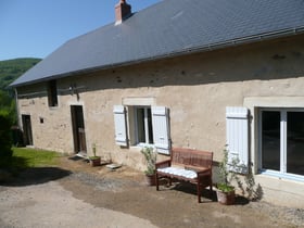 Casa nella natura a Villapourçon