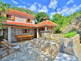 Casa nella natura a Starigrad