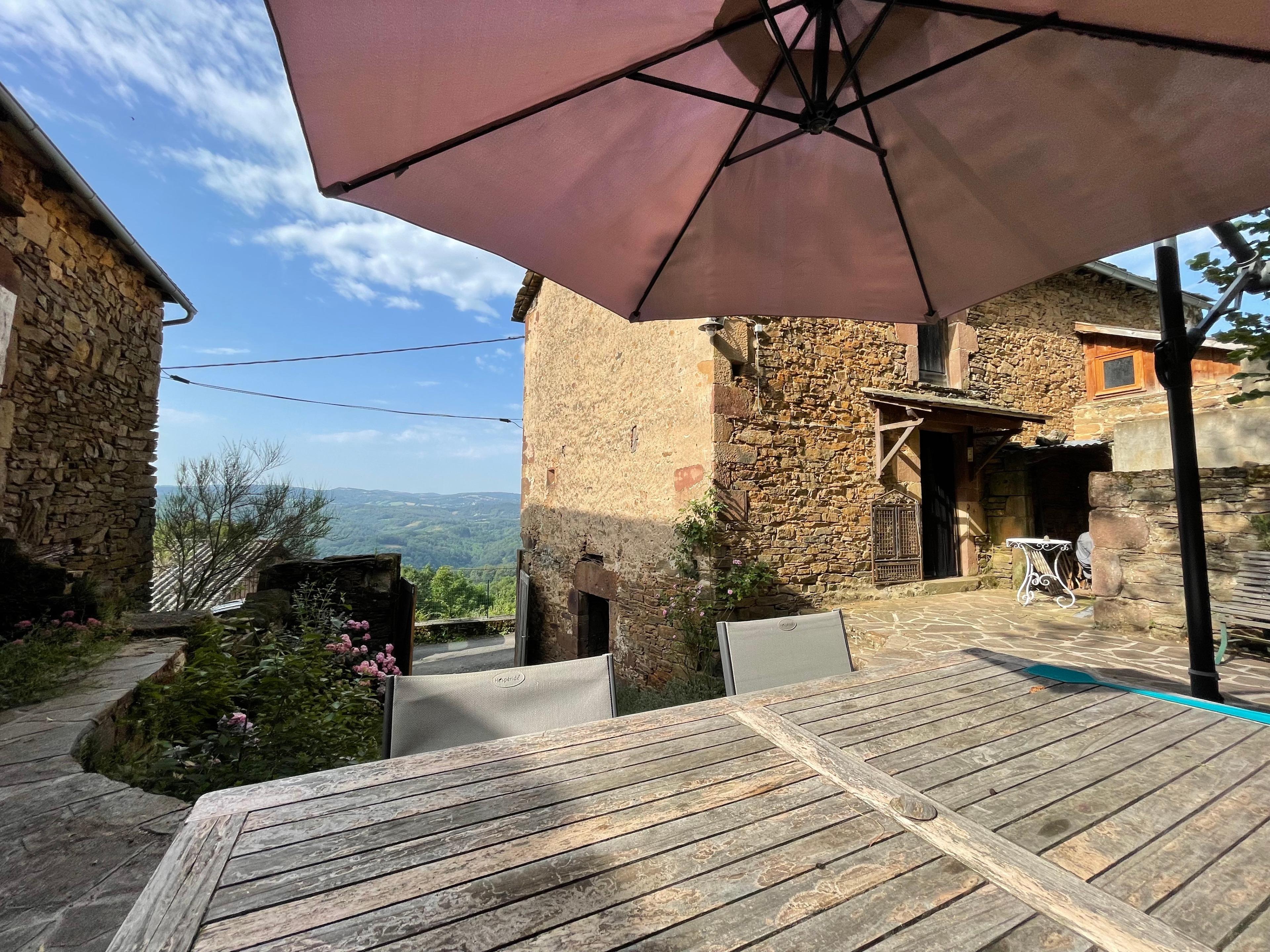 Nature house in Saint Laurent d'Olt