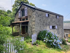 Maison nature à Le Bez