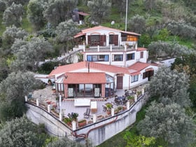 Casa nella natura a Reitano