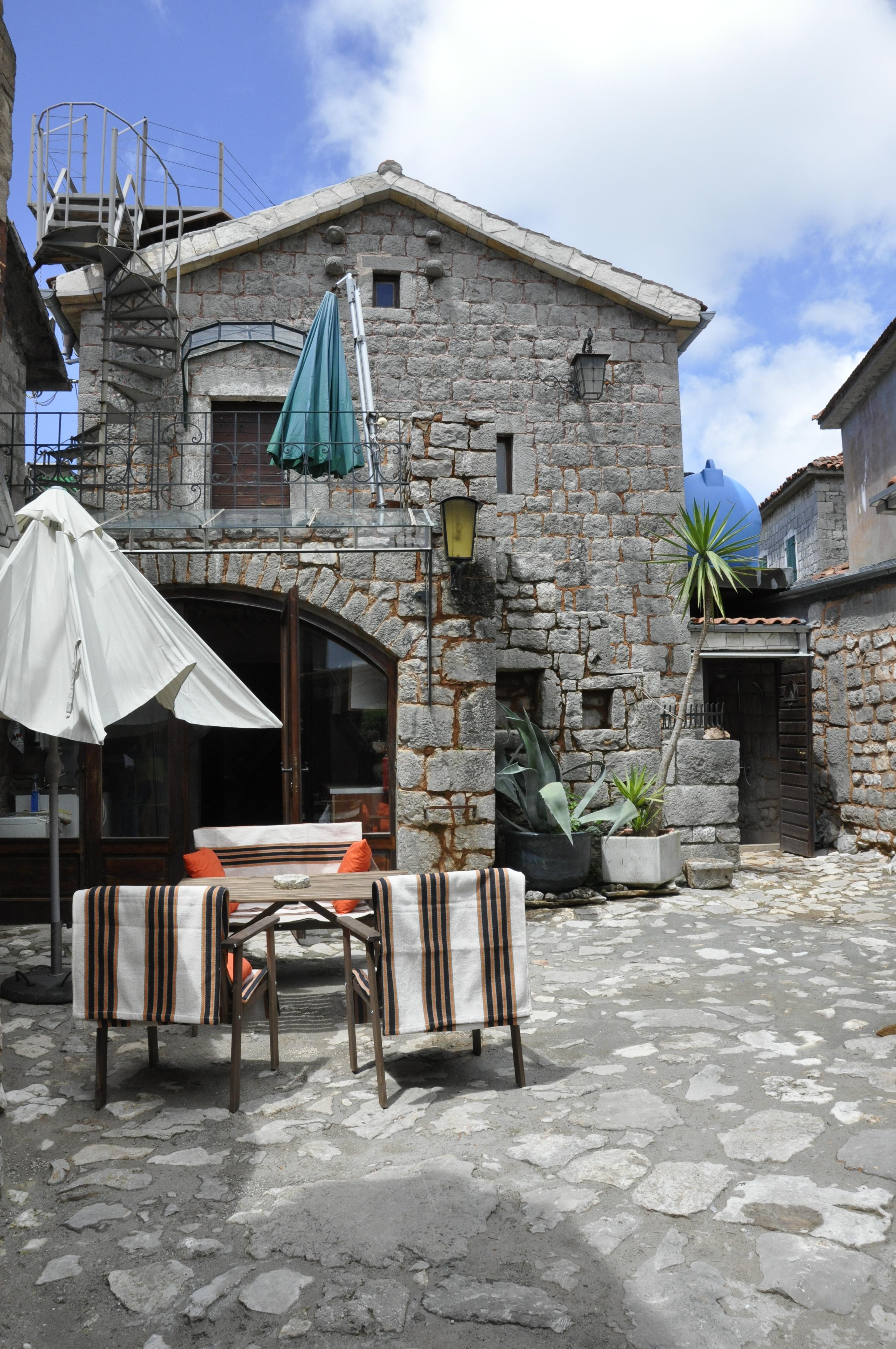 Nature house in Tici
