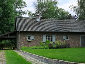 Nature house in Halen