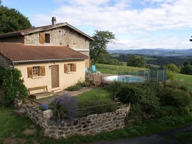 Nature house in St. Flour l' etang