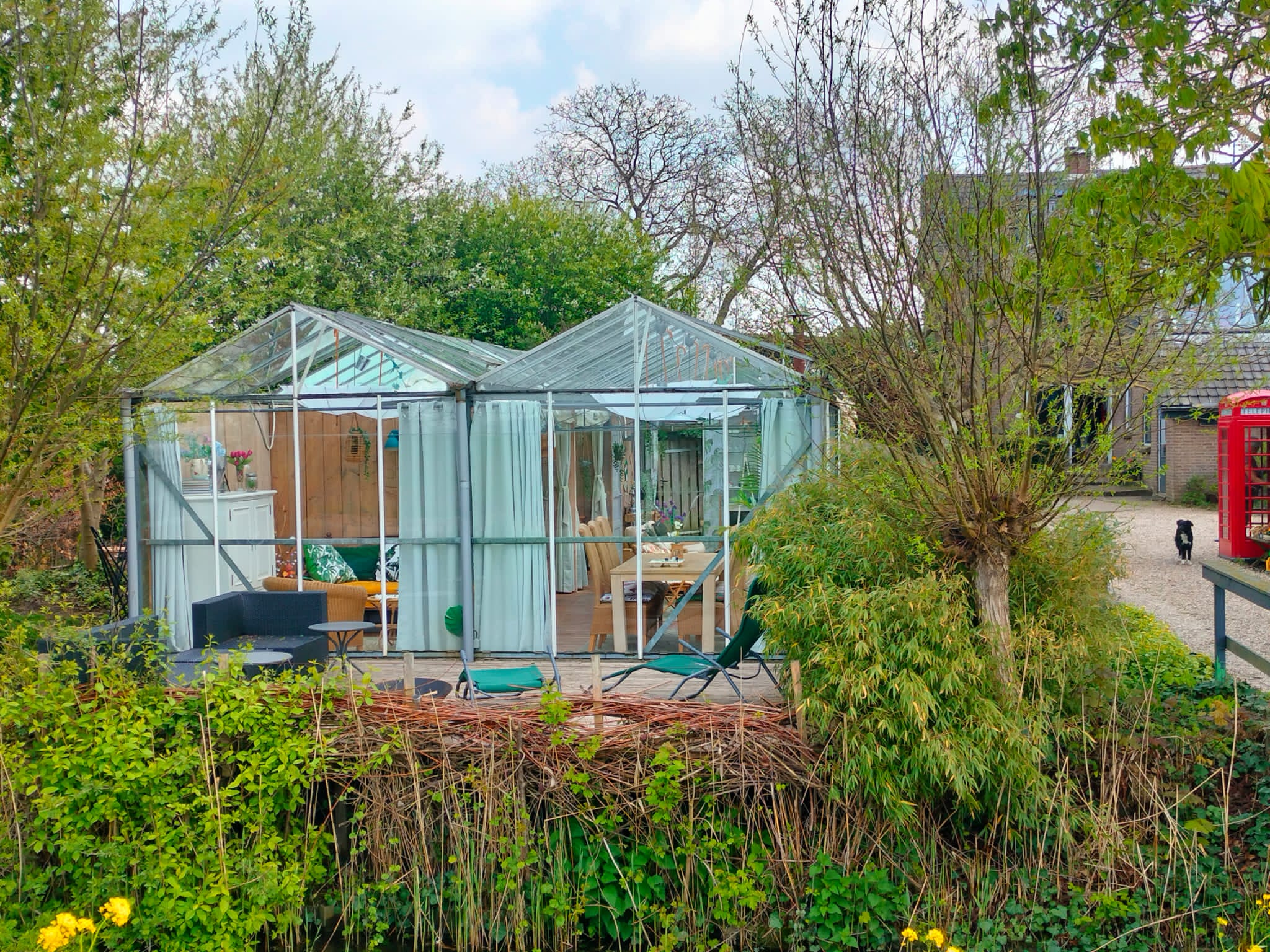 Nature house in Hank