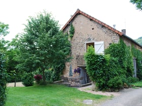 Nature house in Les Vouas Corancy