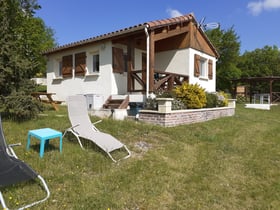 Casa nella natura a Sénaillac-Lauzès France