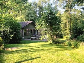 Maison nature dans Bakkeveen