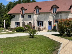 Casa nella natura a méry-es-bois