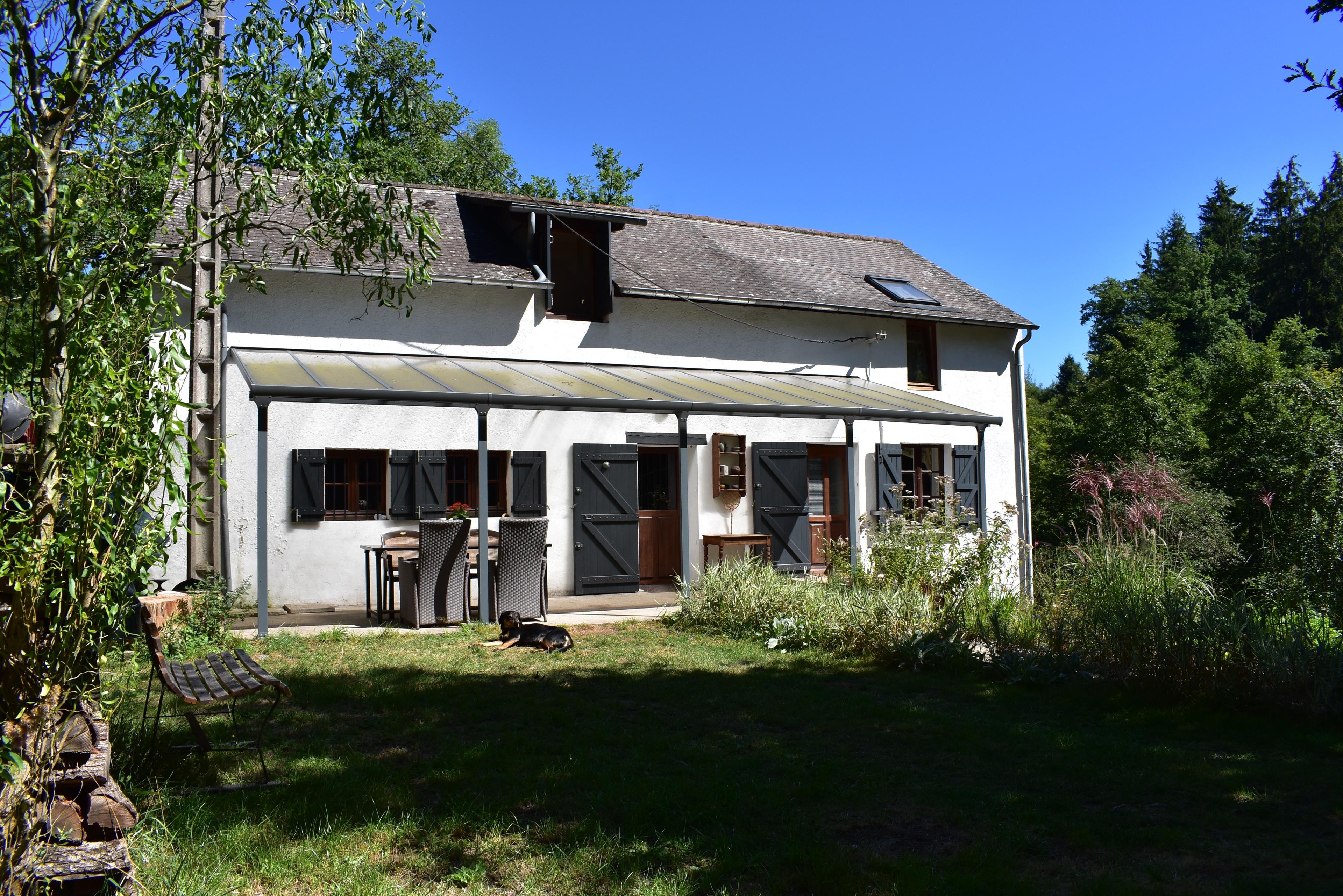 Nature house in Le Mayet de Montagne