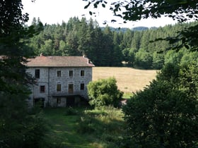 Natuurhuisje in Saint Bonnet le Chastel