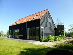 Nature house in Hippolytushoef