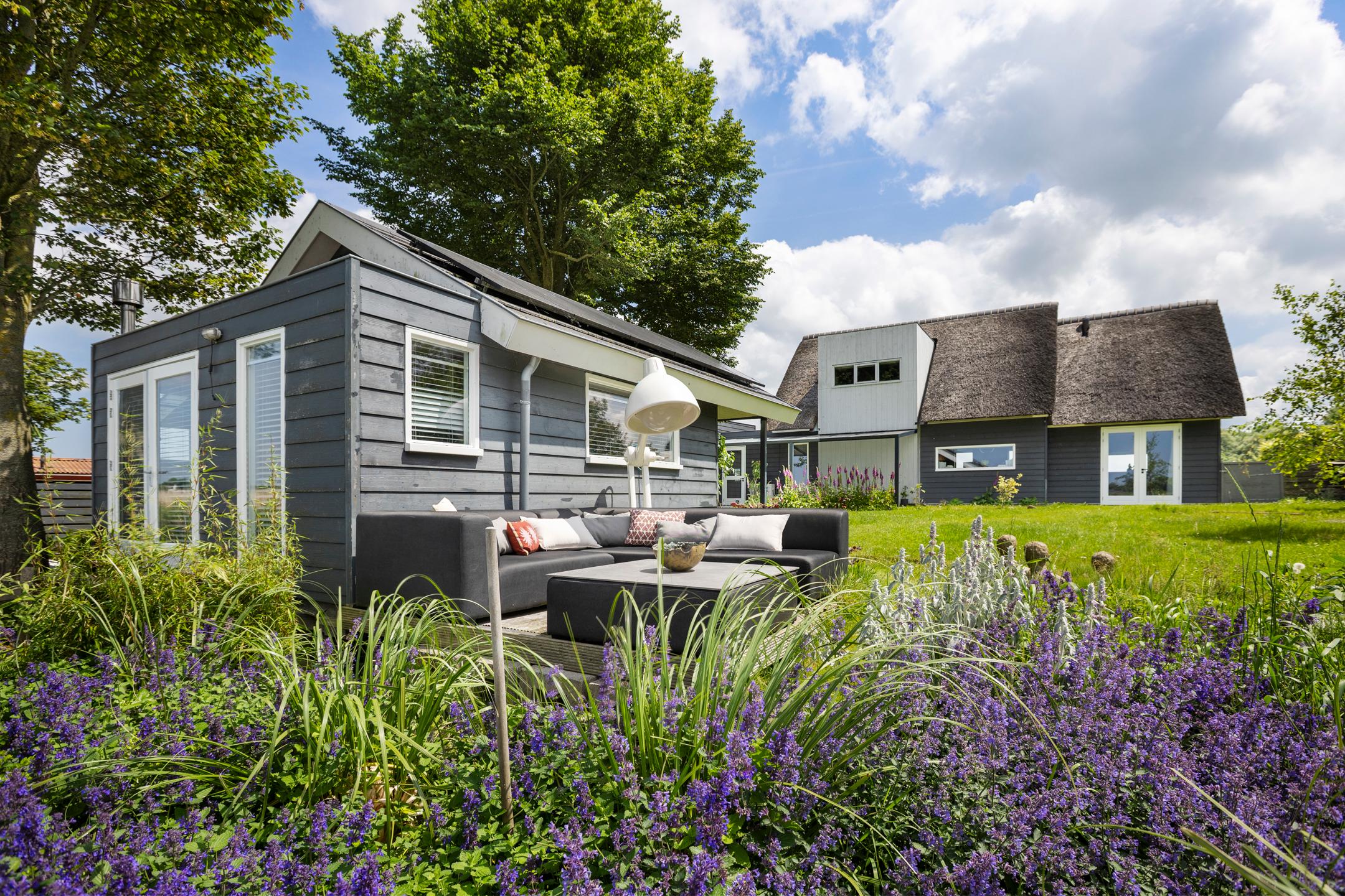 Nature house in Leens