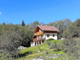 Maison nature à Drežnik Grad