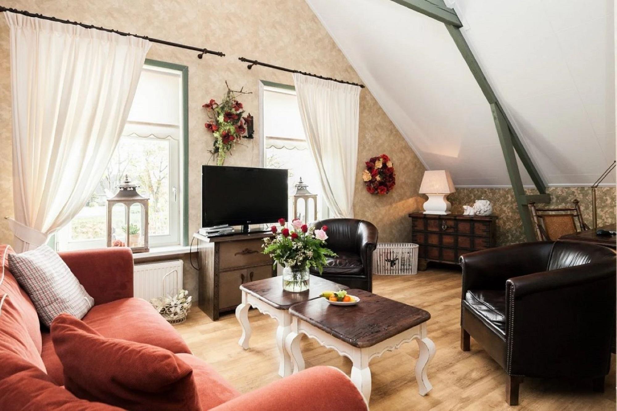 Nature house in Stieltjeskanaal (plaats)