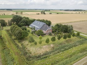 Naturhäuschen in Ulrum