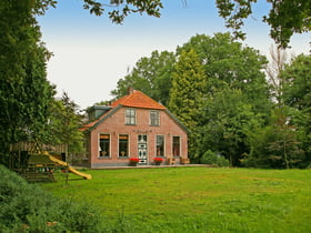 Casa nella natura a Balkbrug