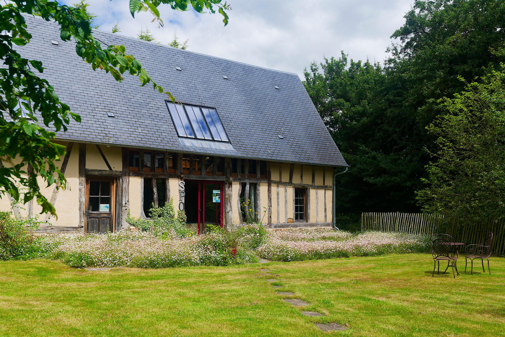 Nature house in Saint Aubin de Bonneval