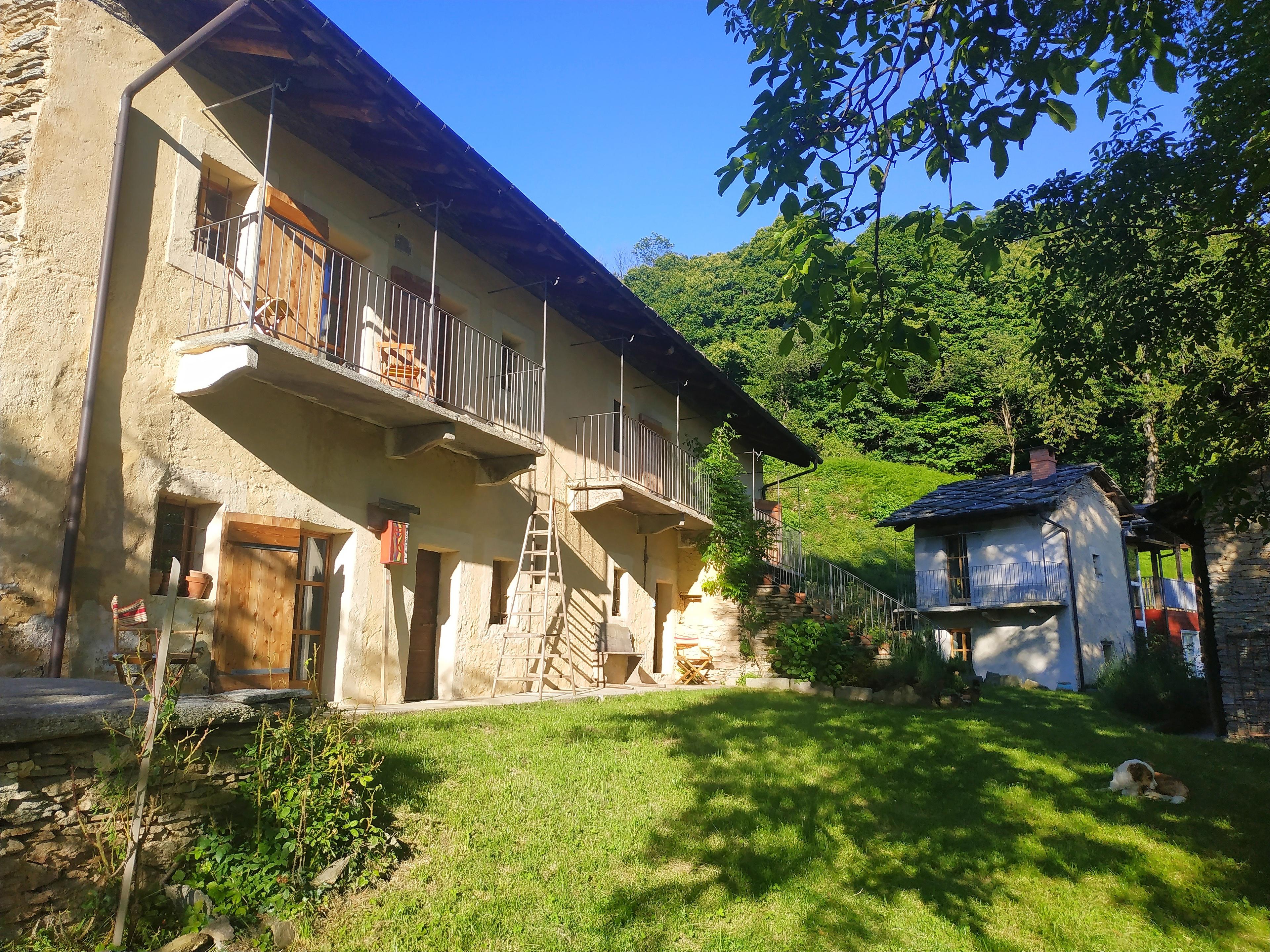 Nature house in MONTEBRACCO, BARGE