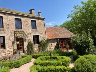 Nature house in Arfeuilles