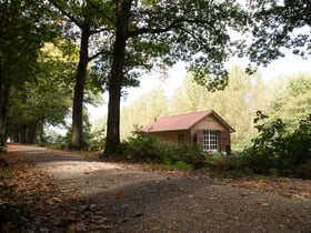 Maison nature dans Horn