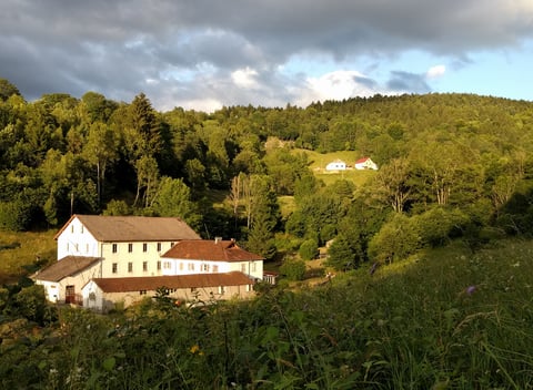 Naturhäuschen in Saint-Maurice-sur-Moselle