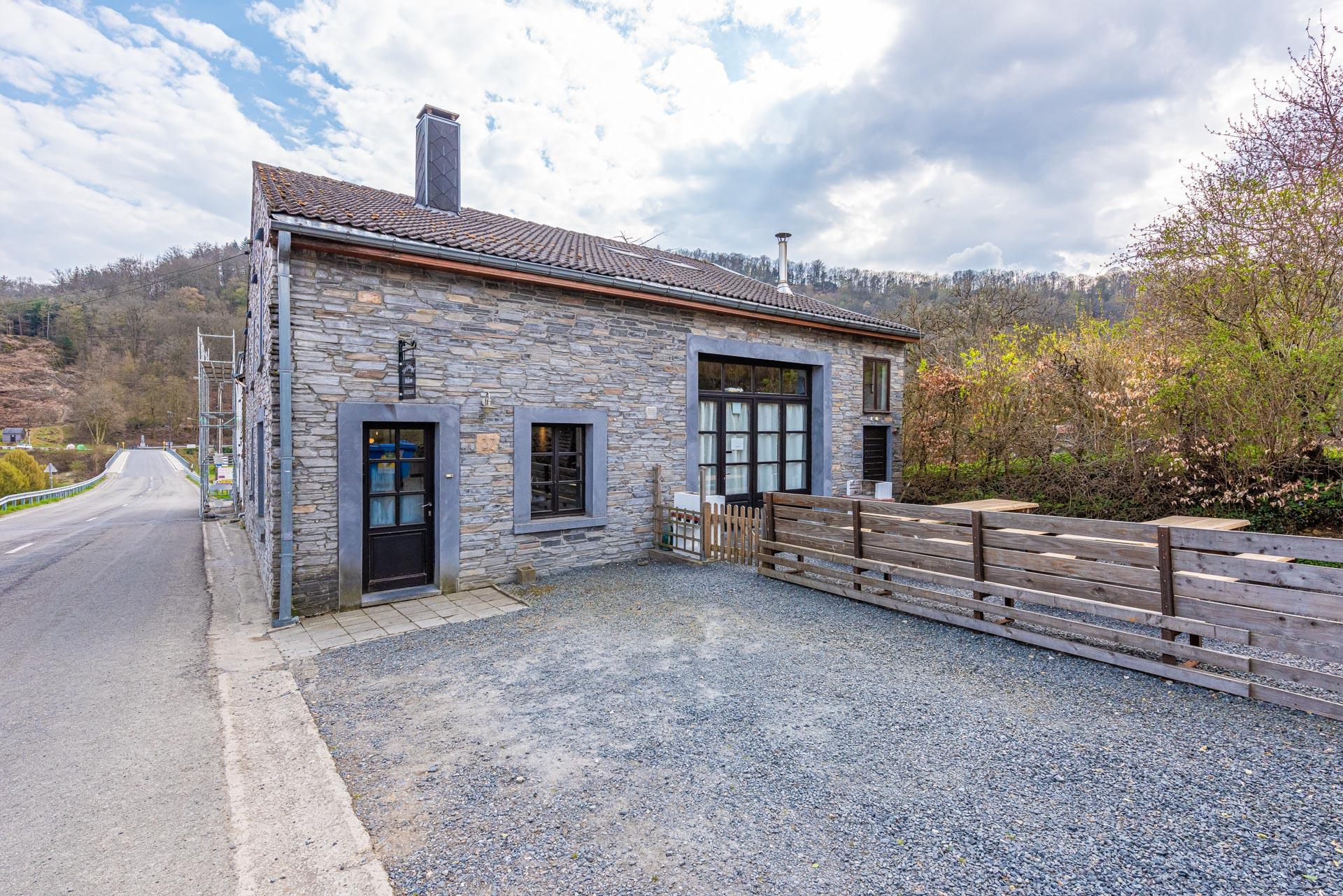 Maison nature à Poupehan