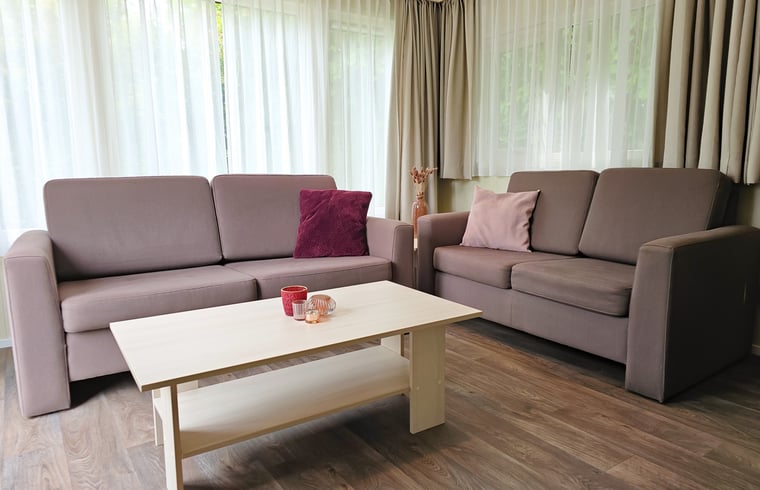 Chalet in Oostkapelle — foto 2