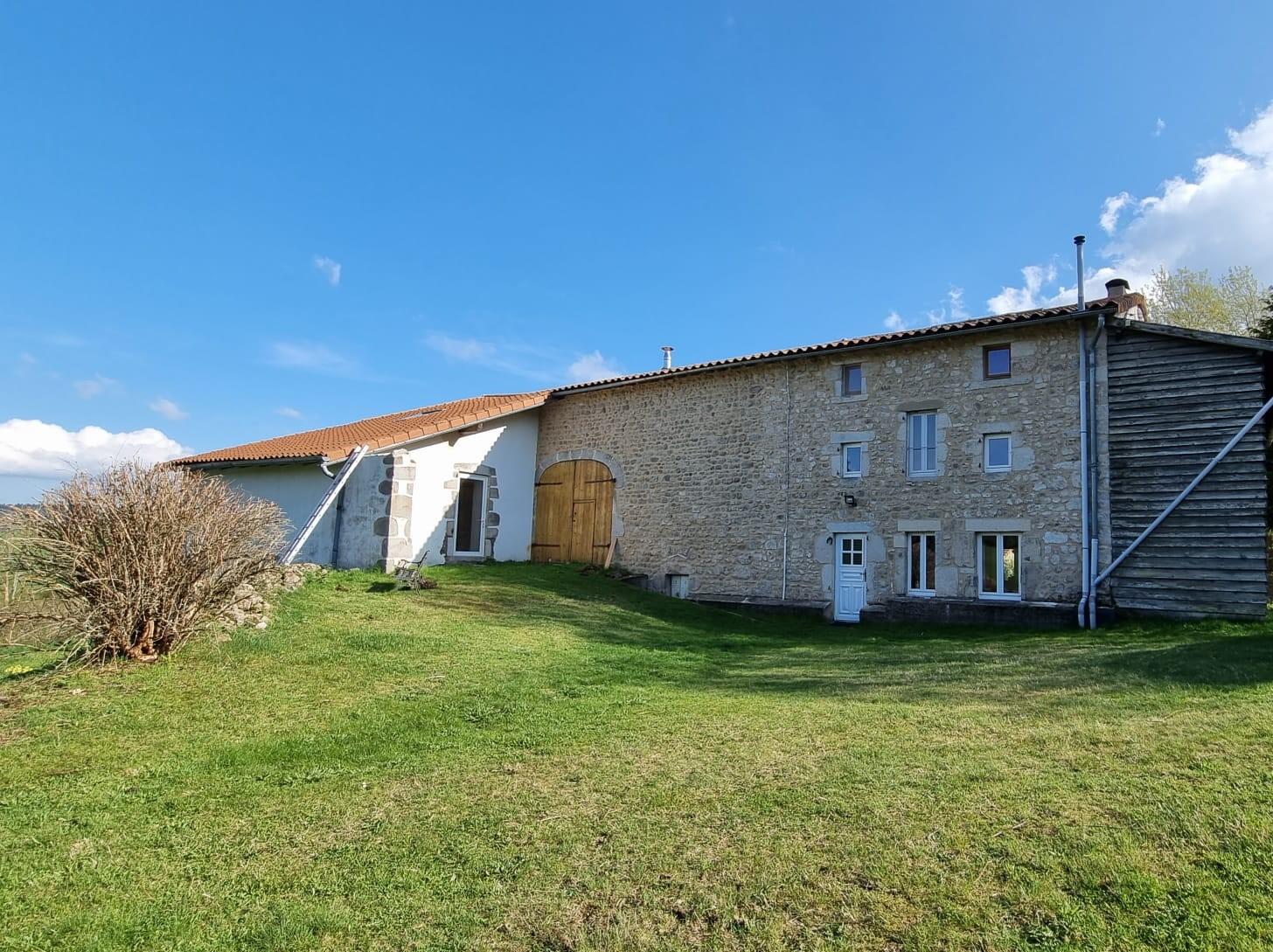 Casa nella natura a Saint-Amant-Roche-Savine