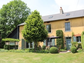 Casa nella natura a Le Chatelet