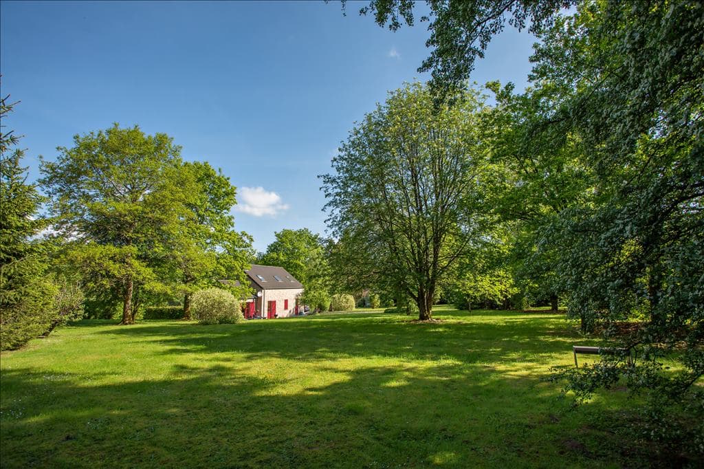Maison nature à Rienne