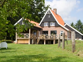 Casa nella natura a de Lutte