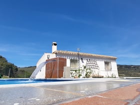 Casa nella natura a Montefrio