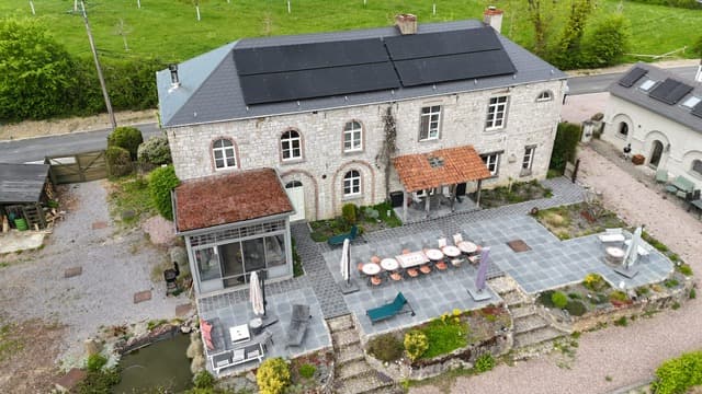 Nature house in Roly