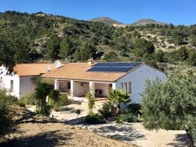 Casa nella natura a Benissa