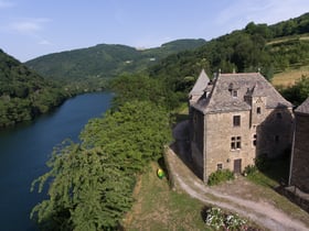 Casa nella natura a Requista