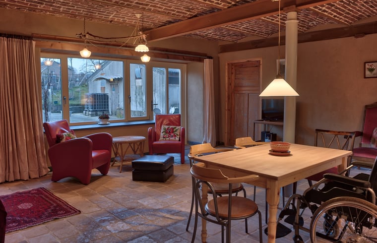 Boerderij in Remersdaal — foto 3