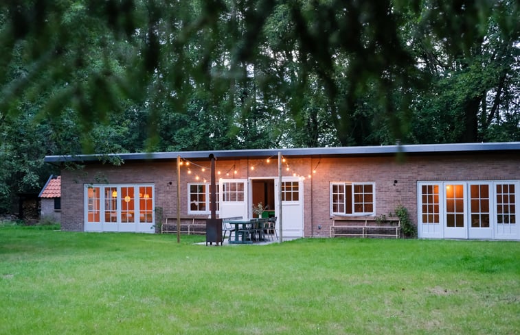 5x knusse herfst vakantie natuurhuisjes in de bossen - Reisliefde