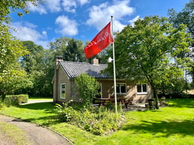 Naturhäuschen in Ruinen