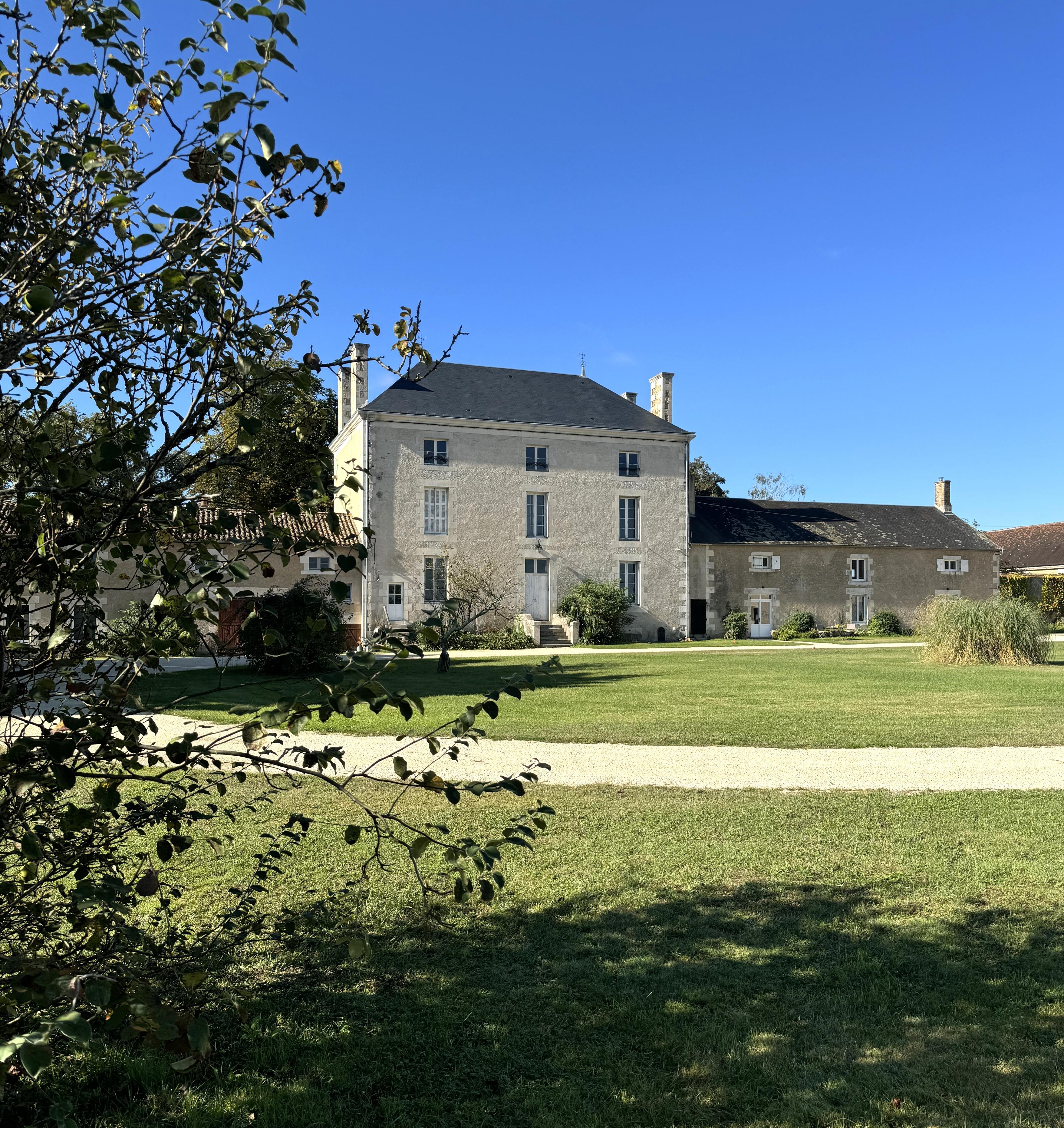 Nature house in Journet
