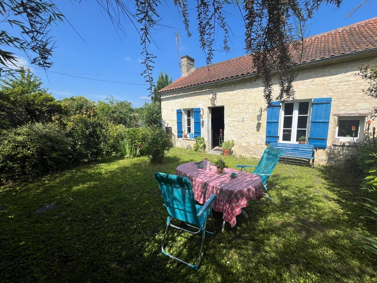 Nature house in La Bournee