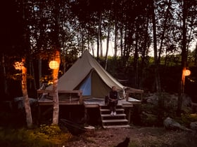 Casa nella natura a Glamping Höga kusten, Undrom